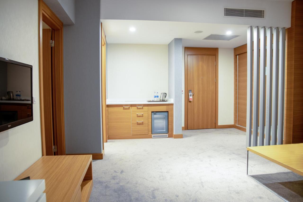 Ramada Plaza By Wyndham Istanbul Asia Airport Kocaeli Exteriér fotografie
