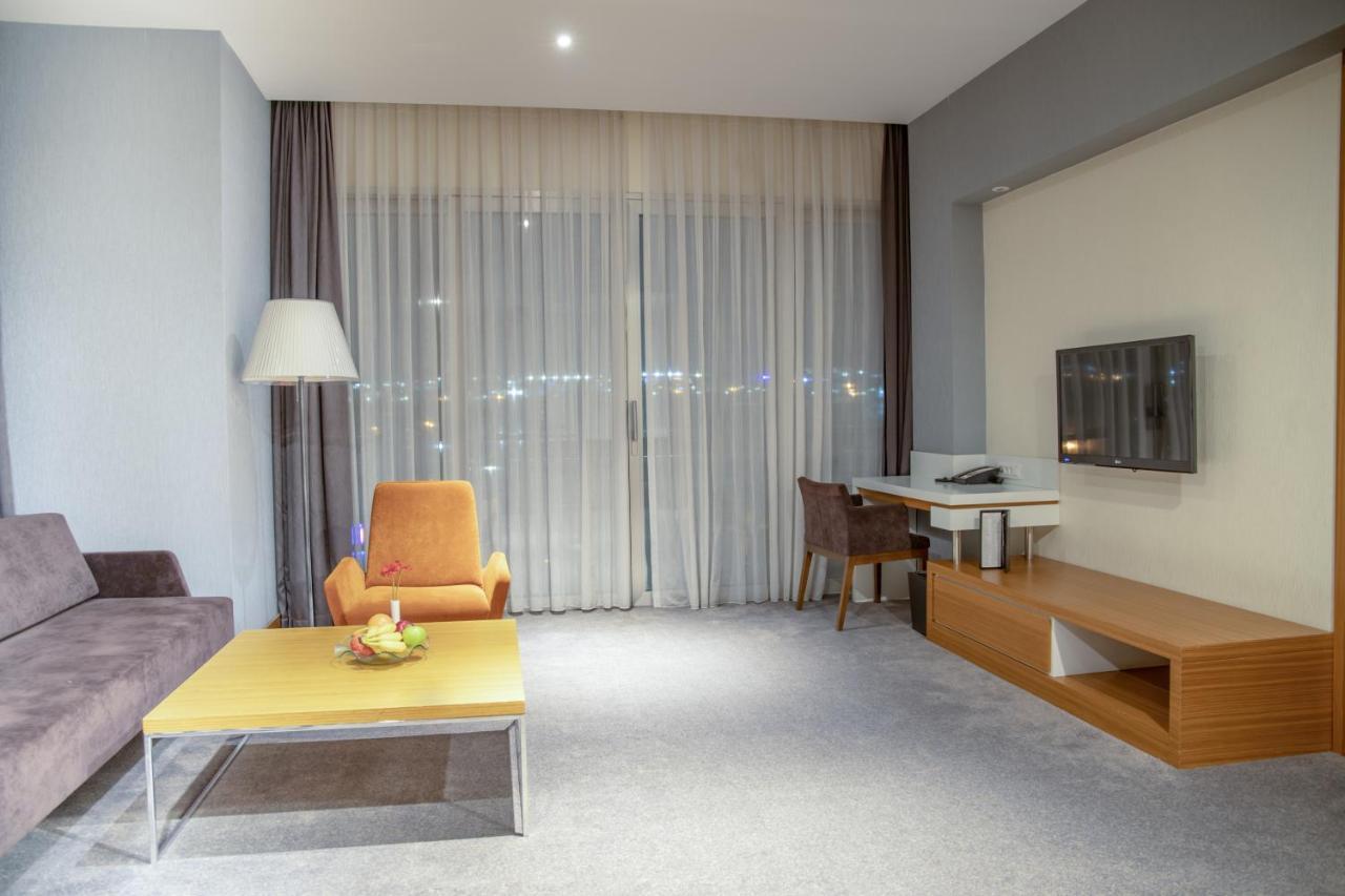 Ramada Plaza By Wyndham Istanbul Asia Airport Kocaeli Exteriér fotografie