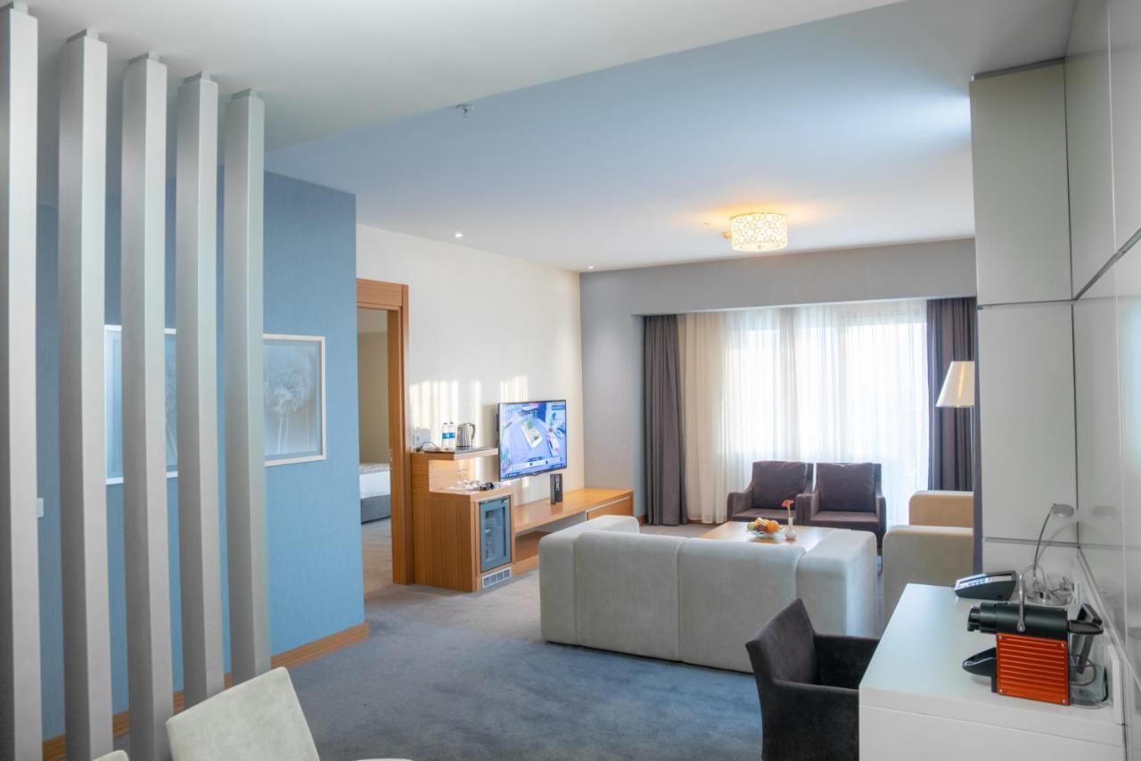 Ramada Plaza By Wyndham Istanbul Asia Airport Kocaeli Exteriér fotografie